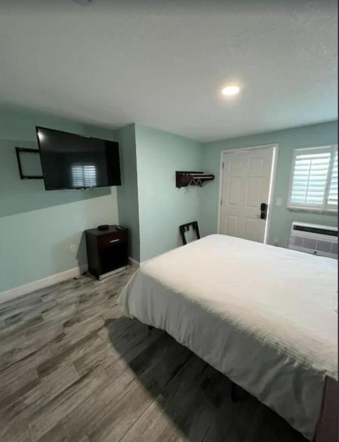 Atlantic Shores Motel Daytona Beach Shores Екстериор снимка